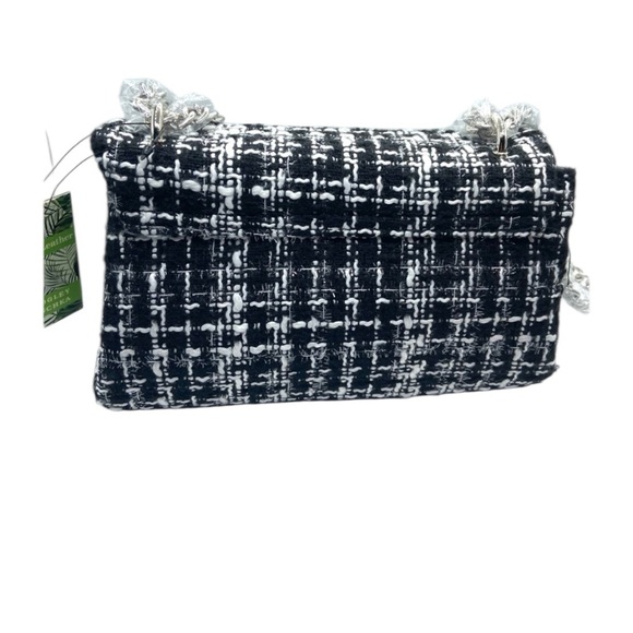 Badgley Mischka Black and White Tweed Bag with Silver Chain NWT - Picture 3 of 8